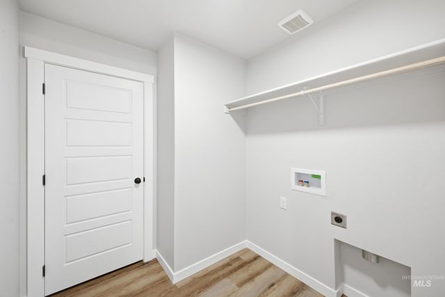 4262 E Rincon Dr, Meridian, ID 83642