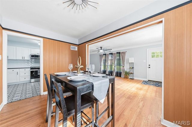 7110 Groveland Drive, St Louis, MO 63121
