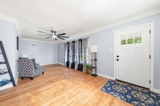 7110 Groveland Drive, St Louis, MO 63121