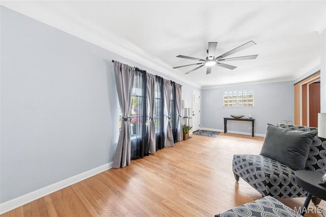 7110 Groveland Drive, St Louis, MO 63121