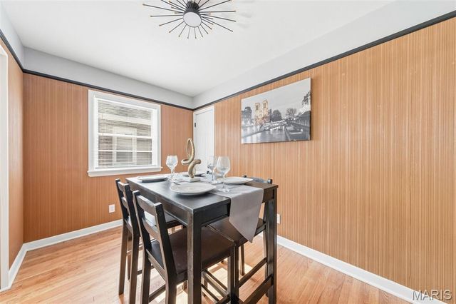 7110 Groveland Drive, St Louis, MO 63121