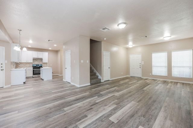8115 Redbud Point Lane, Houston, TX 77049