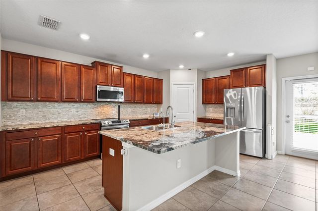 11201 HUDSON HILLS LANE, Riverview, FL 33579