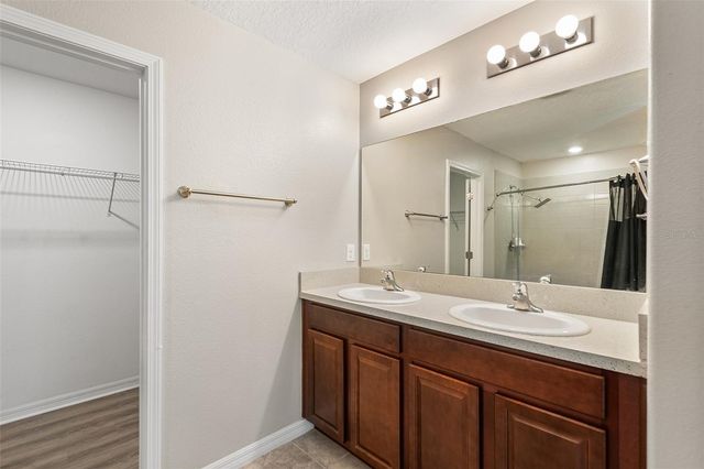 11201 HUDSON HILLS LANE, Riverview, FL 33579