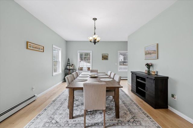 1 Langs Lane, Newmarket, NH 03857