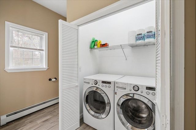 1 Langs Lane, Newmarket, NH 03857