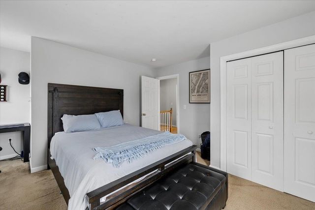 1 Langs Lane, Newmarket, NH 03857