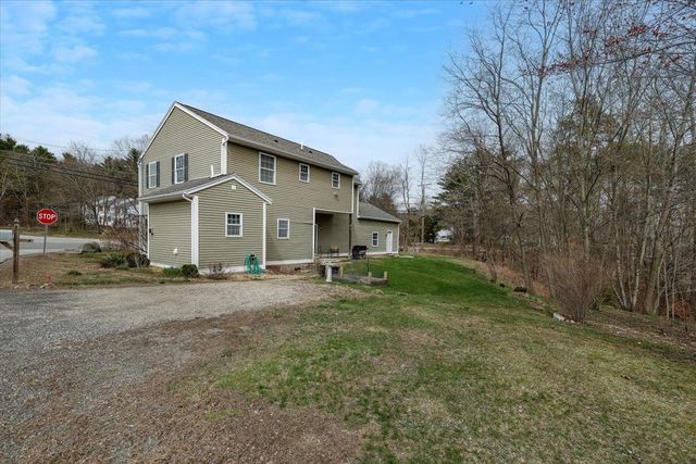 1 Langs Lane, Newmarket, NH 03857