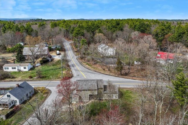 1 Langs Lane, Newmarket, NH 03857