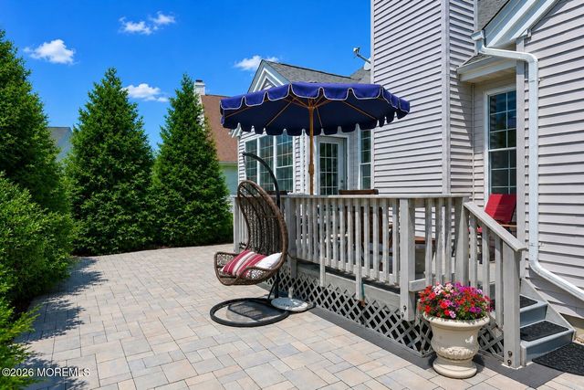9 W Parsonage Way, Manalapan, NJ 07726