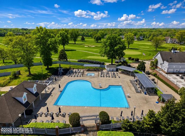 9 W Parsonage Way, Manalapan, NJ 07726