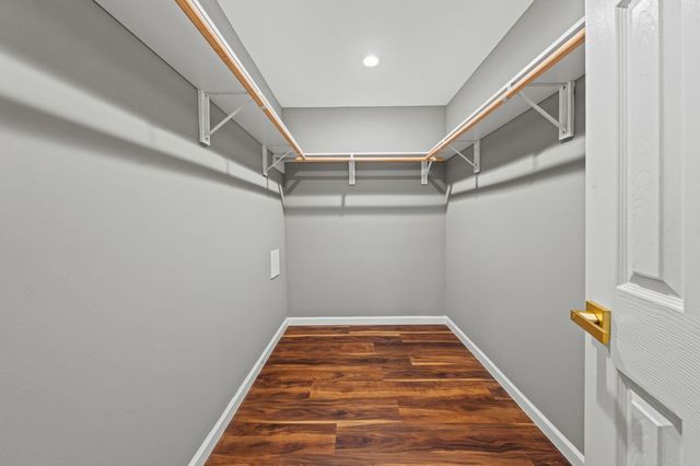 25804 Maplewood Drive, Spring, TX 77386