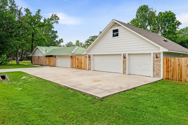 25804 Maplewood Drive, Spring, TX 77386