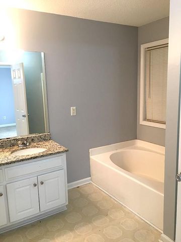 2515 Freemans Walk Drive, Dacula, GA 30019