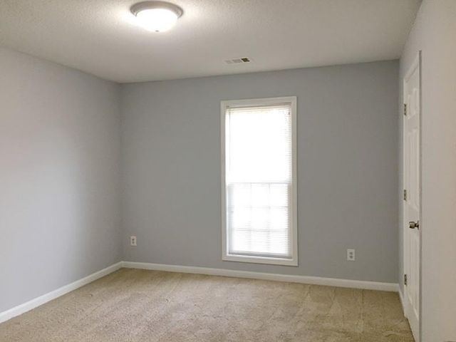2515 Freemans Walk Drive, Dacula, GA 30019