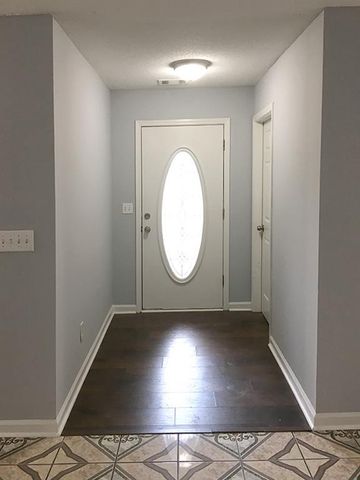 2515 Freemans Walk Drive, Dacula, GA 30019