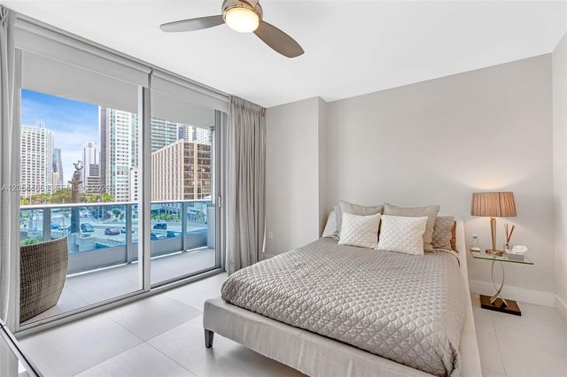 200 Biscayne Boulevard Way 504, Miami, FL 33131