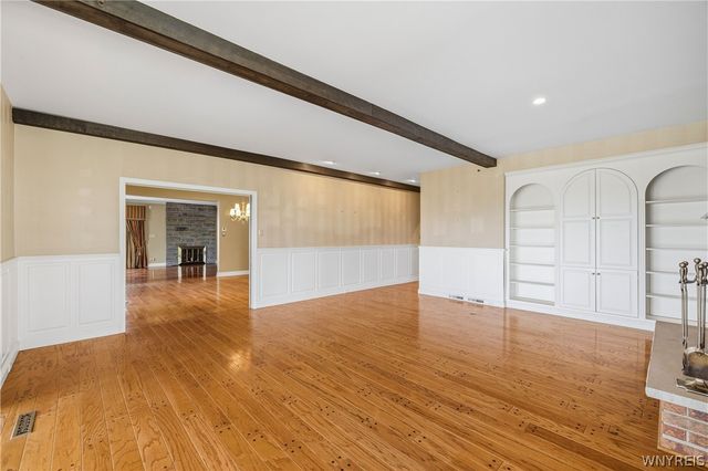 687 Mountain View Drive, Lewiston, NY 14092