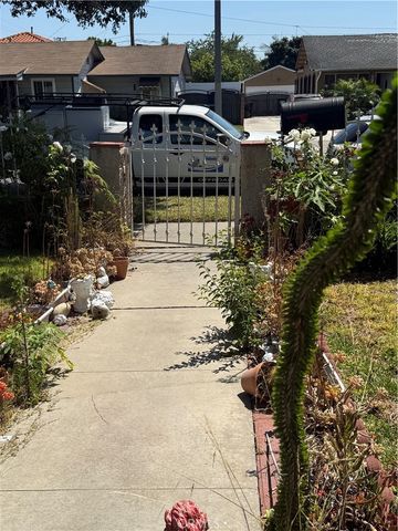 1110 S Towner, Santa Ana, CA 92707