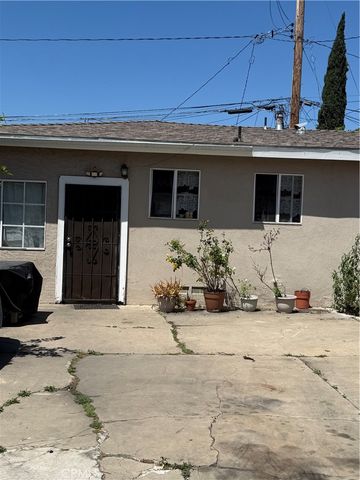 1110 S Towner, Santa Ana, CA 92707
