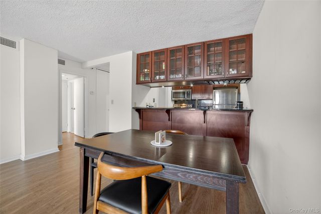 25 Rockledge Avenue 1007, White Plains, NY 10601