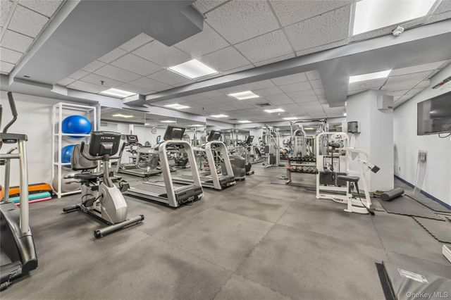 25 Rockledge Avenue 1007, White Plains, NY 10601