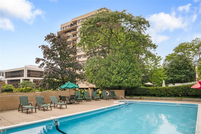 25 Rockledge Avenue 1007, White Plains, NY 10601