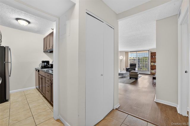 25 Rockledge Avenue 1007, White Plains, NY 10601