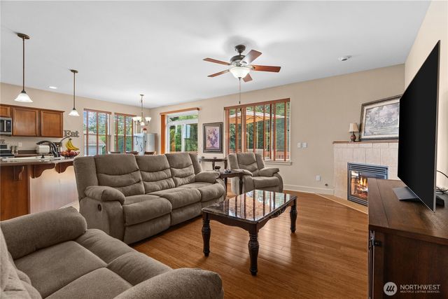 40 Carson Avenue SE, Port Orchard, WA 98366