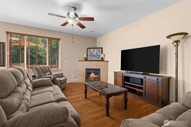 40 Carson Avenue SE, Port Orchard, WA 98366