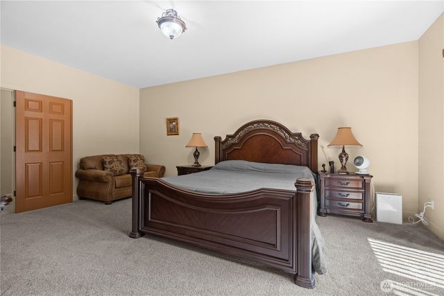 40 Carson Avenue SE, Port Orchard, WA 98366
