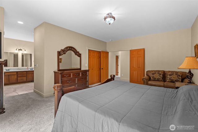 40 Carson Avenue SE, Port Orchard, WA 98366