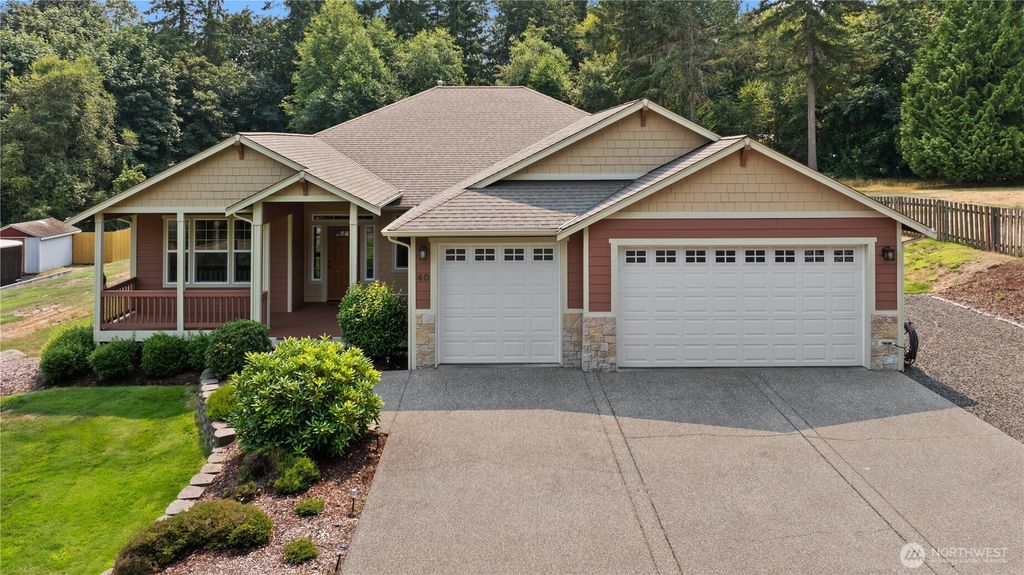 40 Carson Avenue SE, Port Orchard, WA 98366