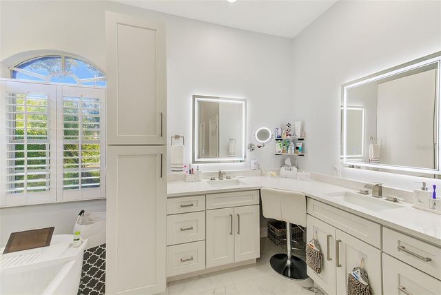 8524 BETH COURT, Odessa, FL 33556