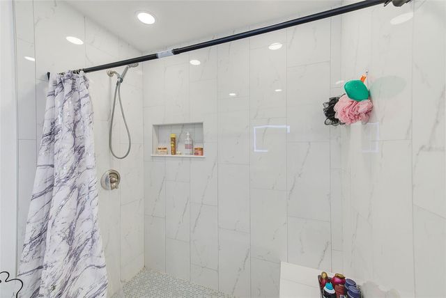 8524 BETH COURT, Odessa, FL 33556