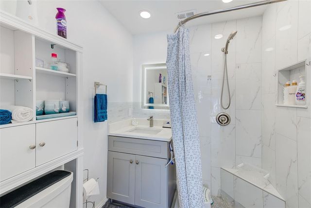 8524 BETH COURT, Odessa, FL 33556