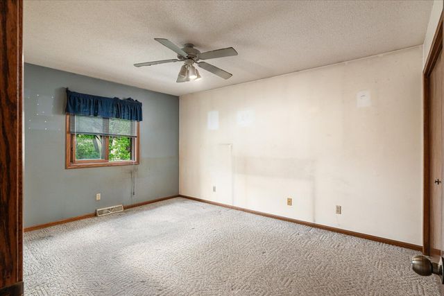 1206 Willow Street, La Crescent, MN 55947