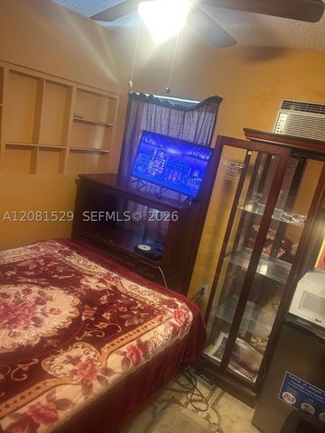 115 NW 193rd St 2, Miami Gardens, FL 33169