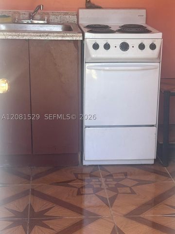 115 NW 193rd St 2, Miami Gardens, FL 33169