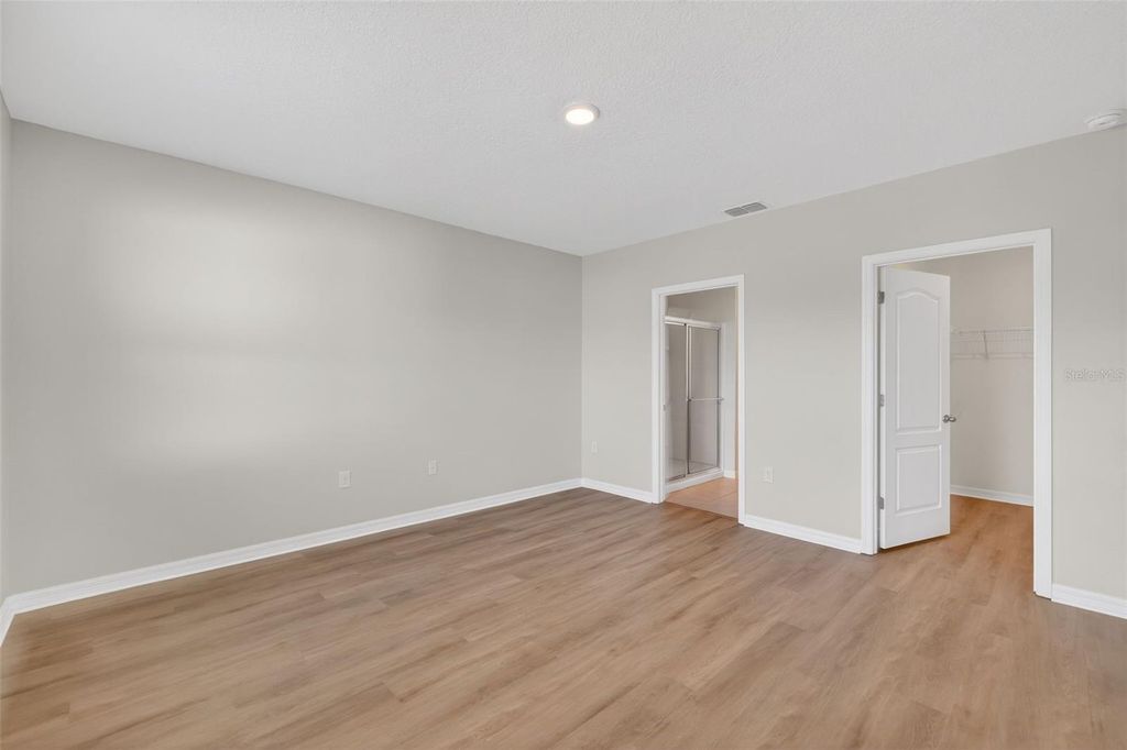 Image 20 of property listing at 349 HONEY BELL ROAD, Winter Haven, FL 33880