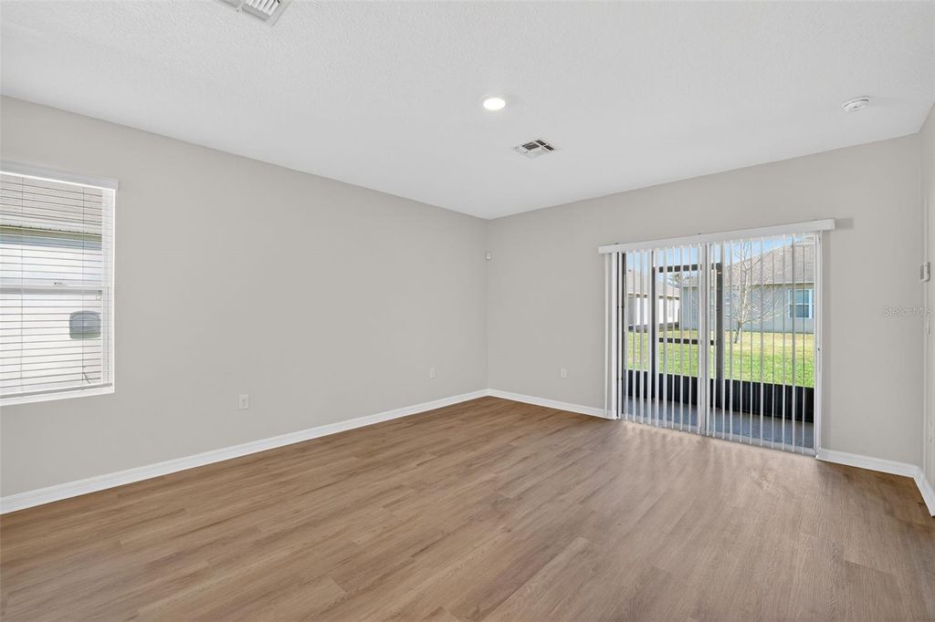 Image 10 of property listing at 349 HONEY BELL ROAD, Winter Haven, FL 33880