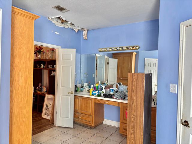 1425 Grace Ave, Vinton, LA 70668