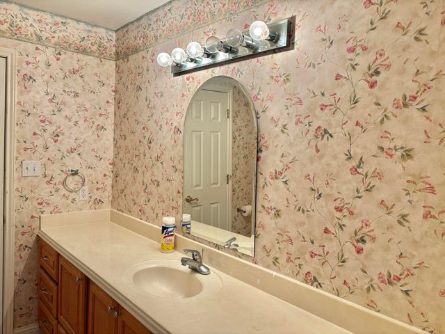 1425 Grace Ave, Vinton, LA 70668