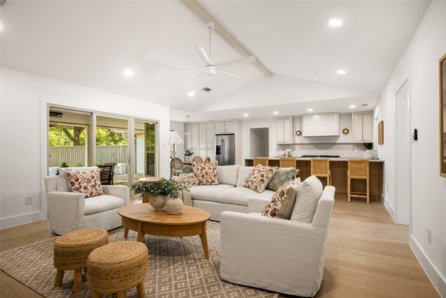 10656 Cox Lane, Dallas, TX 75229