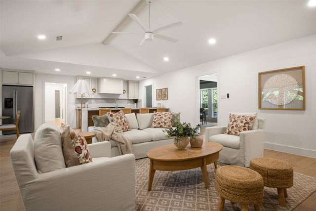10656 Cox Lane, Dallas, TX 75229