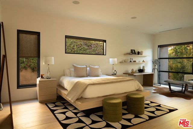 455 Castle Place, Beverly Hills, CA 90210