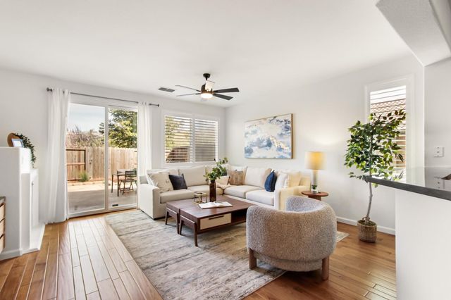 2218 Shady Creek Rd, Folsom, CA 95630