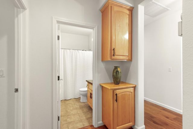 2218 Shady Creek Rd, Folsom, CA 95630