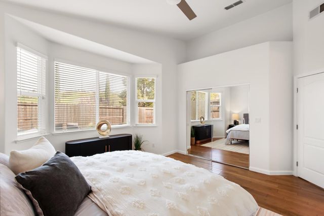 2218 Shady Creek Rd, Folsom, CA 95630