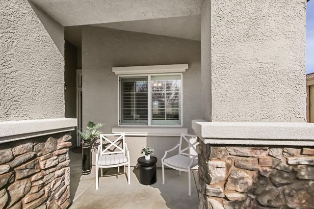 2218 Shady Creek Rd, Folsom, CA 95630